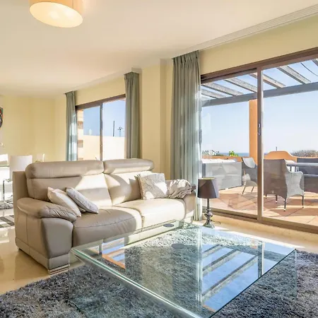 2 Bedroom Stunning In